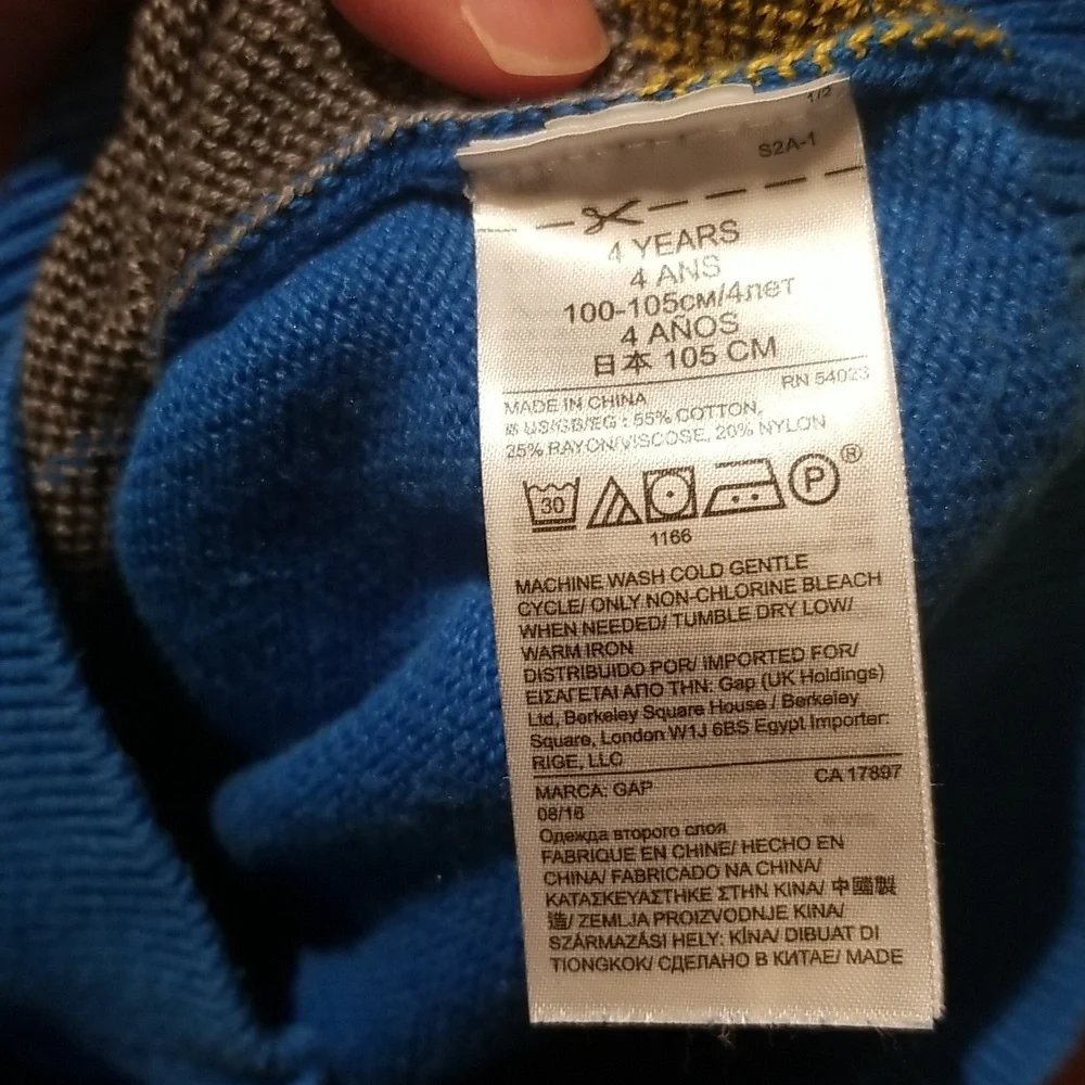 Marvel and DC Baby Gap + Junk Food Sweater bundle, Size 4 - Picture 4 of 8